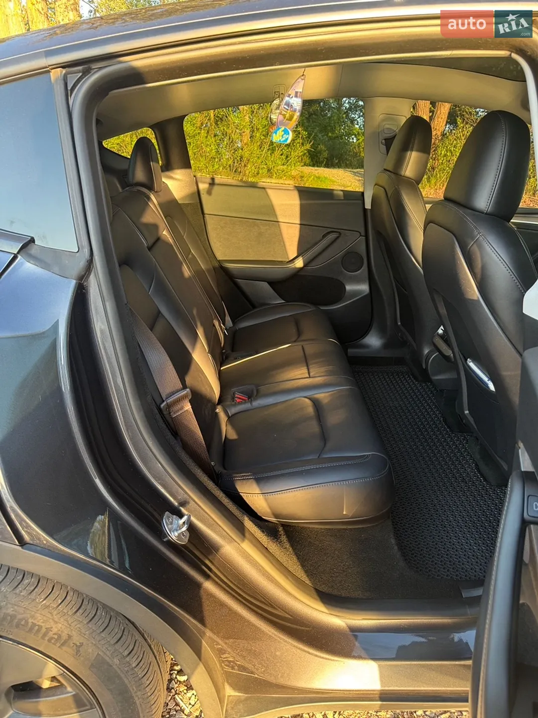 2024 Tesla Model Y - мініатюра 11