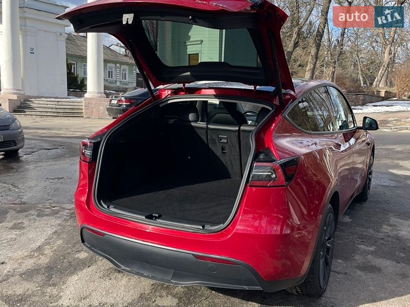 Внедорожник / Кроссовер Tesla Model Y 2023 в Житомире
