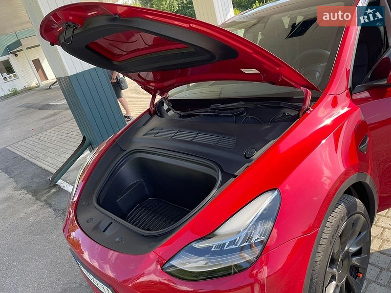 Внедорожник / Кроссовер Tesla Model Y 2023 в Житомире
