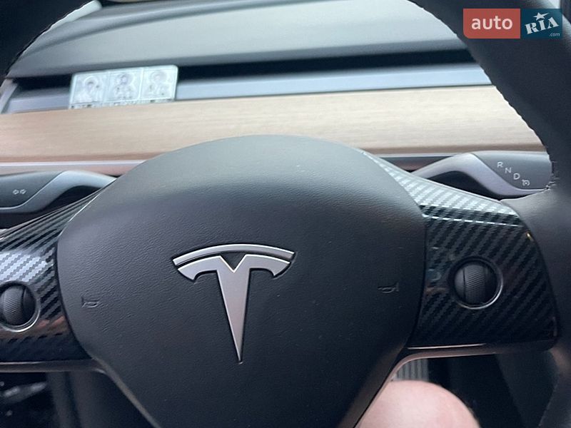Позашляховик / Кросовер Tesla Model Y 2020 в Києві