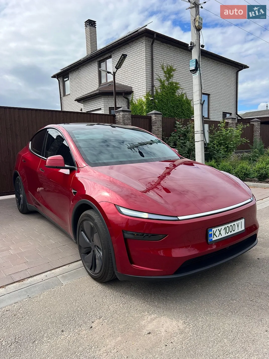 2025 Tesla Model Y - мініатюра 2