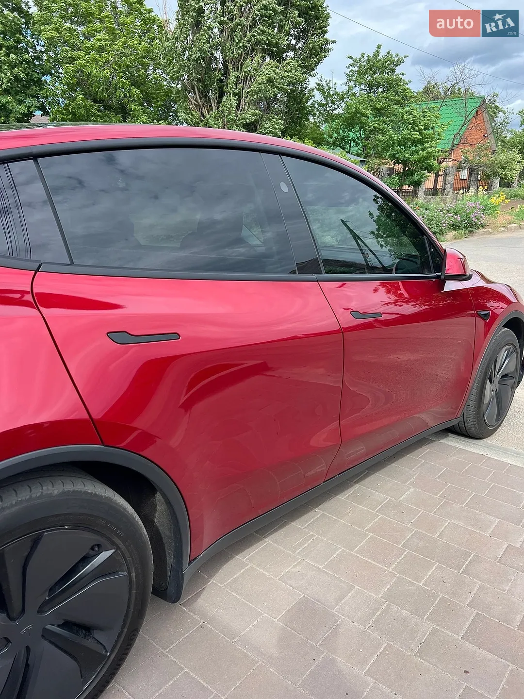 2025 Tesla Model Y - мініатюра 7