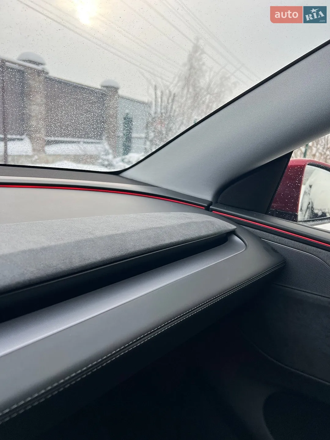 2025 Tesla Model Y - мініатюра 13