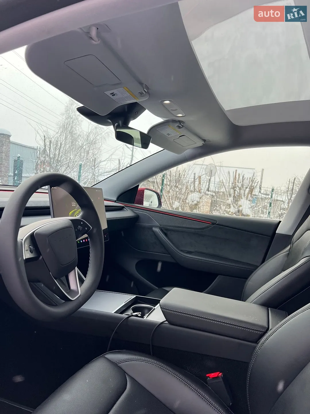 2025 Tesla Model Y - мініатюра 17