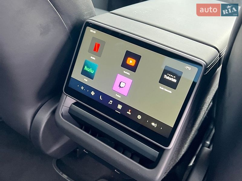 Позашляховик / Кросовер Tesla Model Y 2025 в Дніпрі