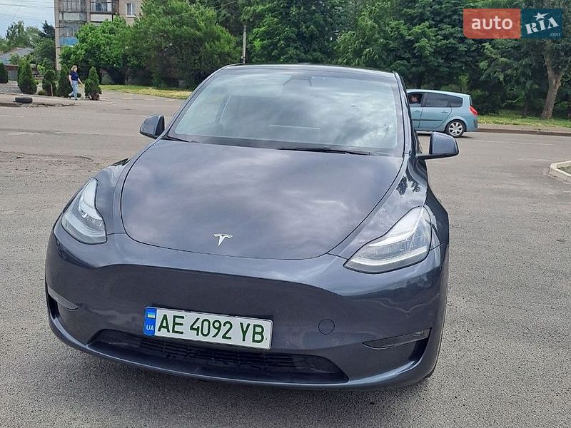 Позашляховик / Кросовер Tesla Model Y 2021 в Кривому Розі