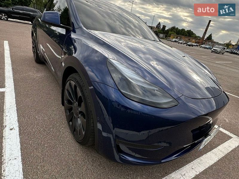 Позашляховик / Кросовер Tesla Model Y 2022 в Житомирі фото 9 Позашляховик / Кросовер Tesla Model Y 2022 в Житомирі