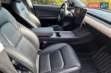 Внедорожник / Кроссовер Tesla Model Y 2021 в Умани фото 16 Внедорожник / Кроссовер Tesla Model Y 2021 в Умани