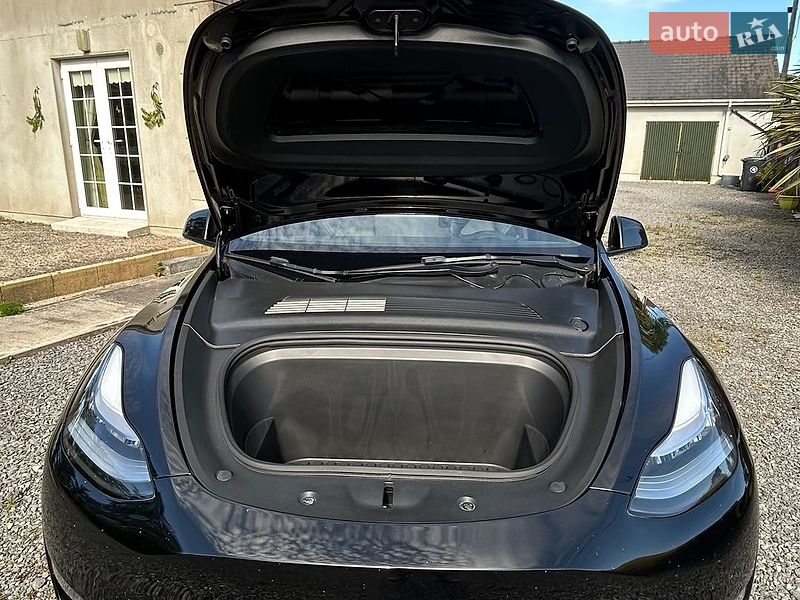 Внедорожник / Кроссовер Tesla Model Y 2021 в Умани фото 26 Внедорожник / Кроссовер Tesla Model Y 2021 в Умани