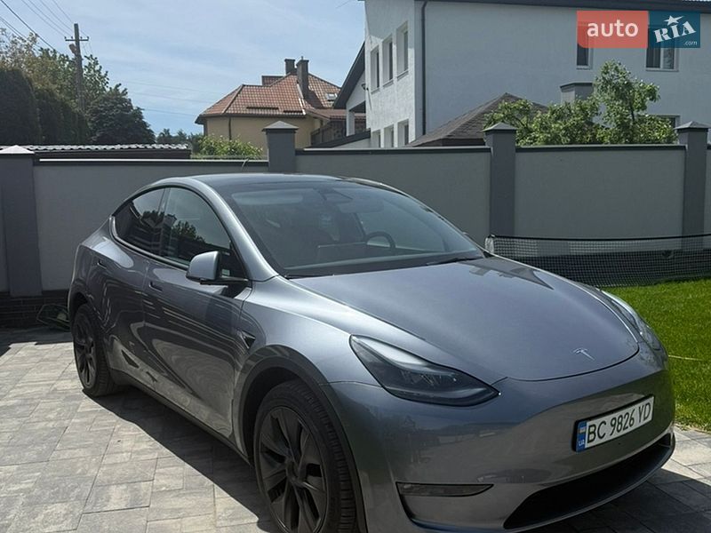 Позашляховик / Кросовер Tesla Model Y 2024 в Львові