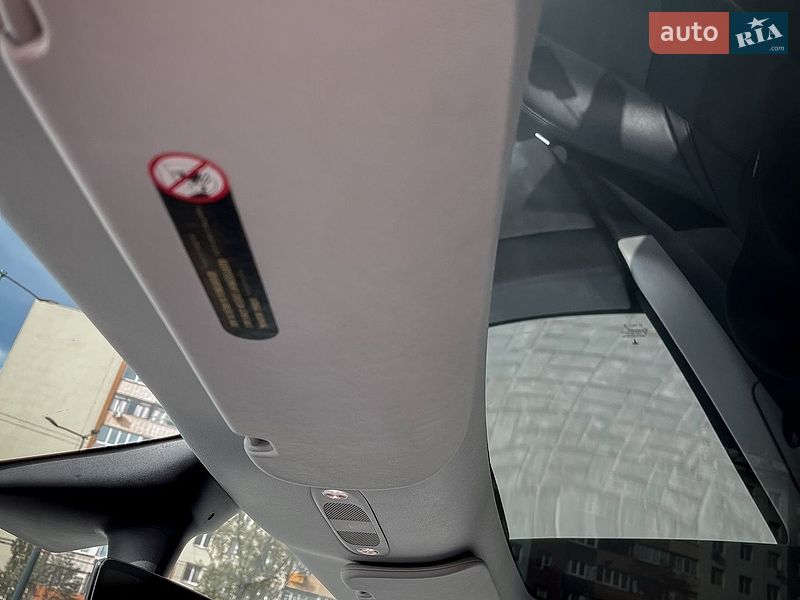 Внедорожник / Кроссовер Tesla Model Y 2021 в Днепре