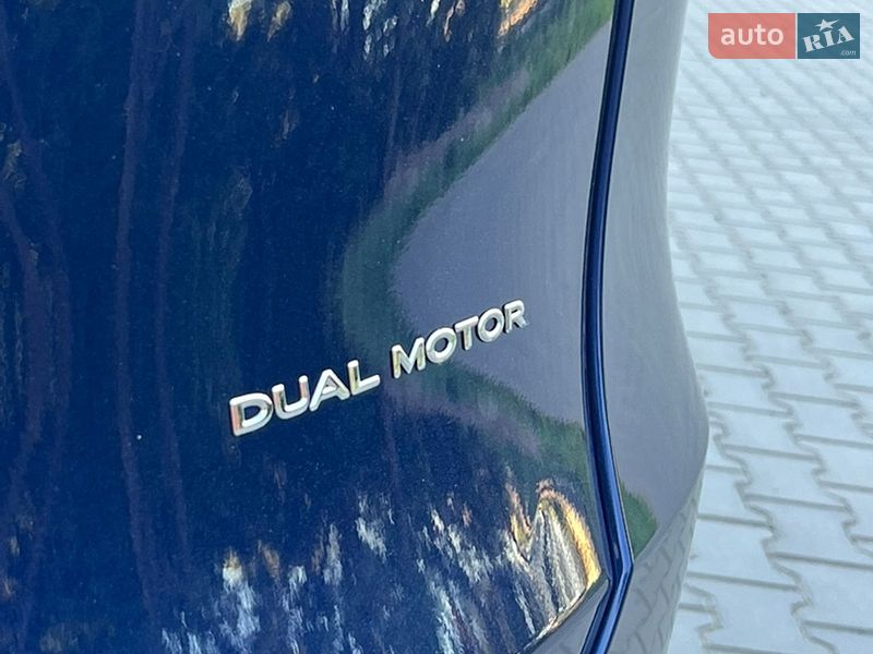 Позашляховик / Кросовер Tesla Model Y 2023 в Луцьку