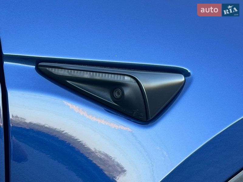 Позашляховик / Кросовер Tesla Model Y 2023 в Луцьку