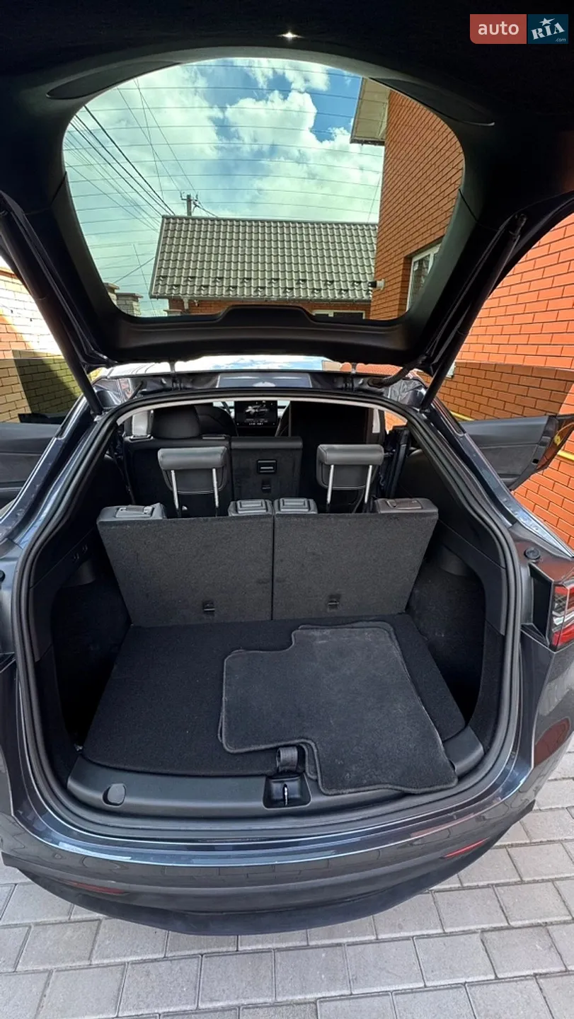 2023 Tesla Model Y - мініатюра 32