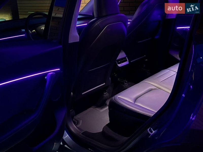 Внедорожник / Кроссовер Tesla Model Y 2023 в Виннице