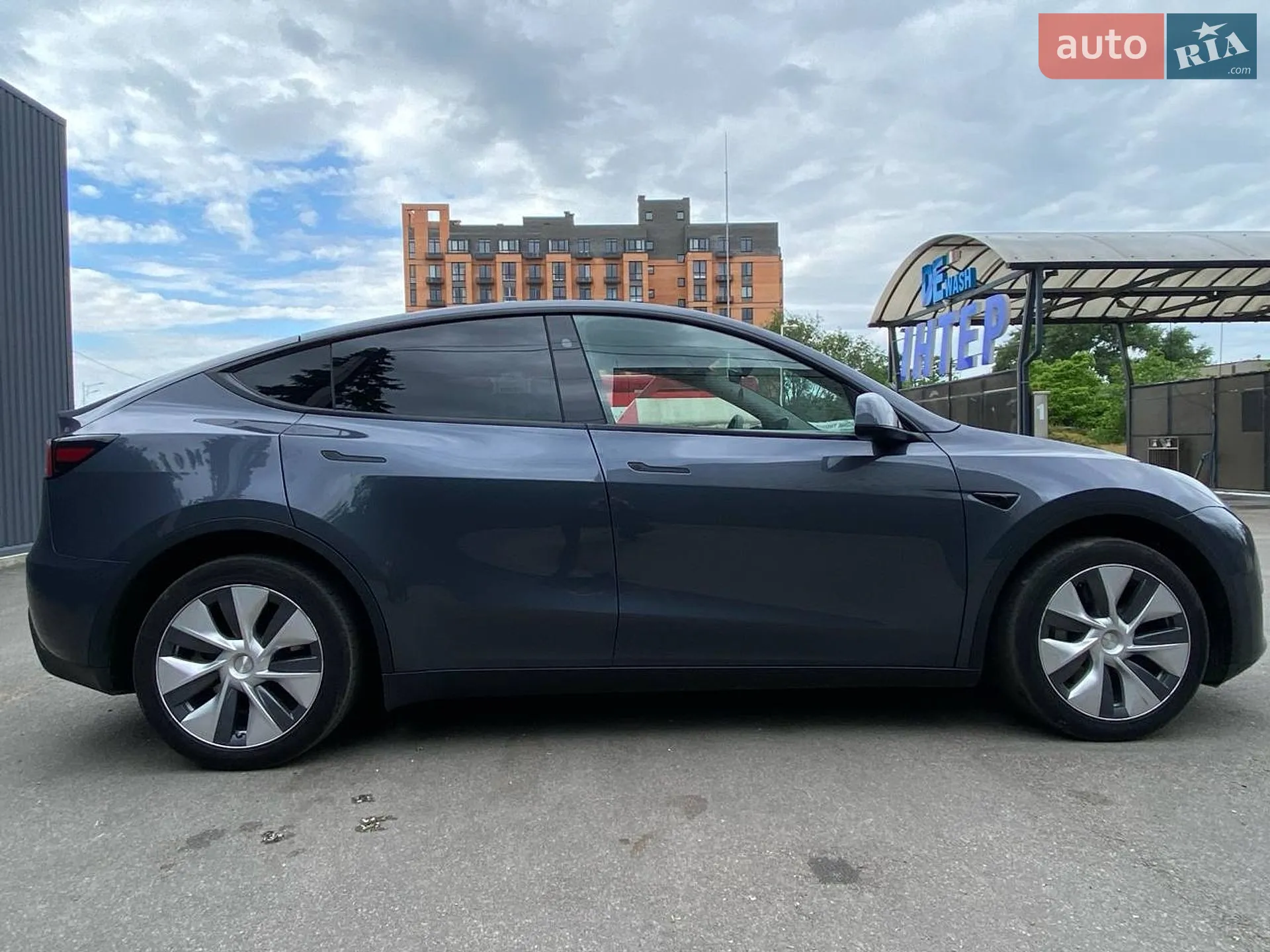 2023 Tesla Model Y - мініатюра 2