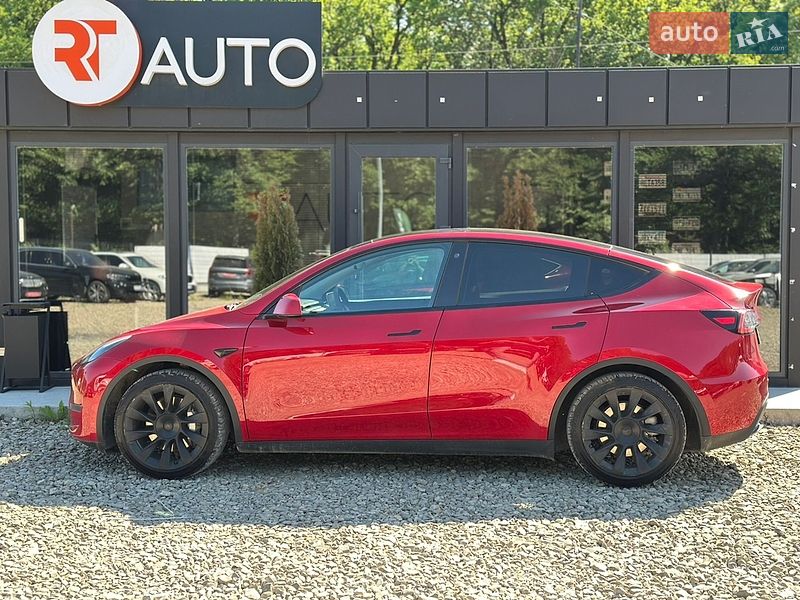 Позашляховик / Кросовер Tesla Model Y 2021 в Львові