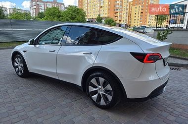 Позашляховик / Кросовер Tesla Model Y 2023 в Тернополі