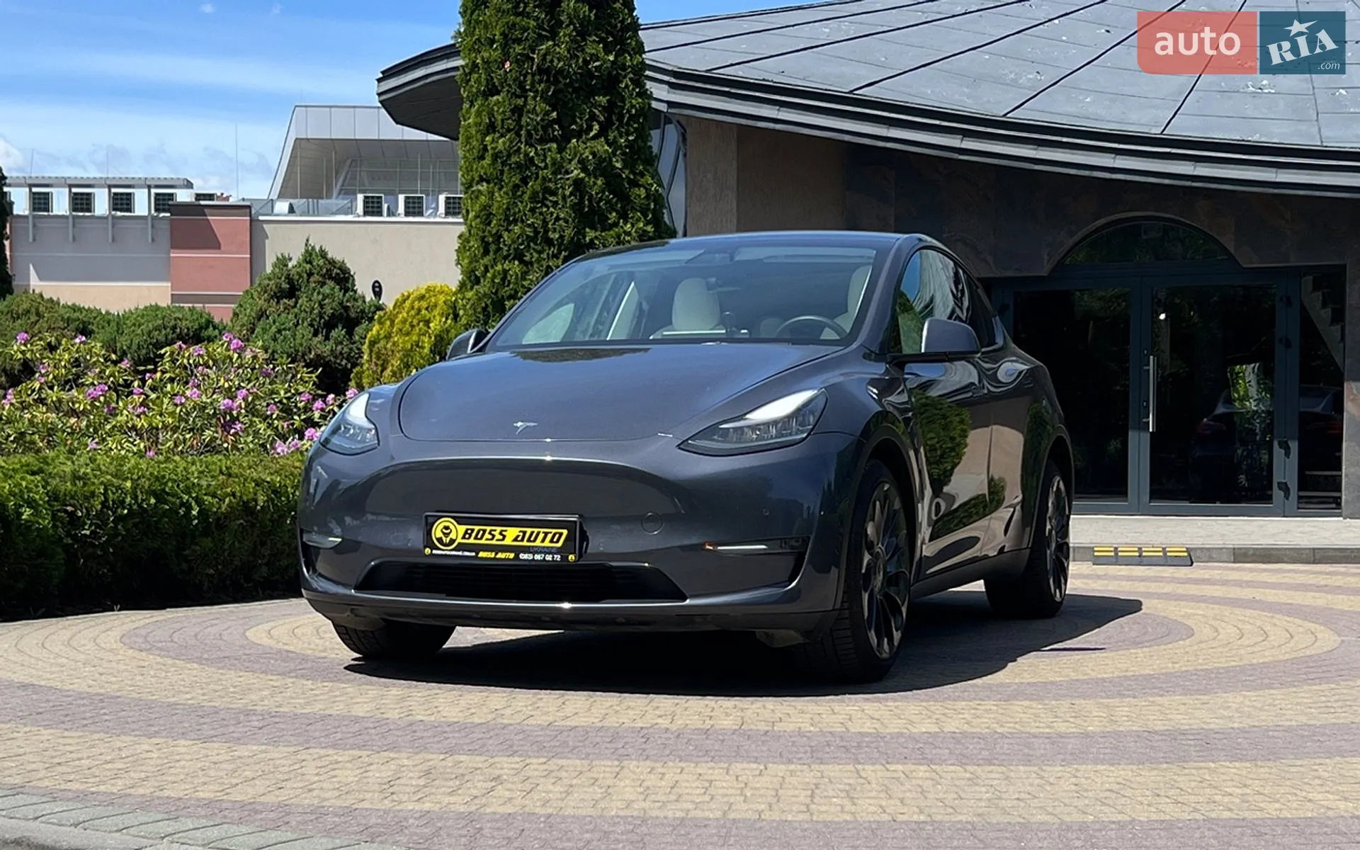 2020 Tesla Model Y - мініатюра 3