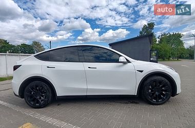 Позашляховик / Кросовер Tesla Model Y 2021 в Ірпені