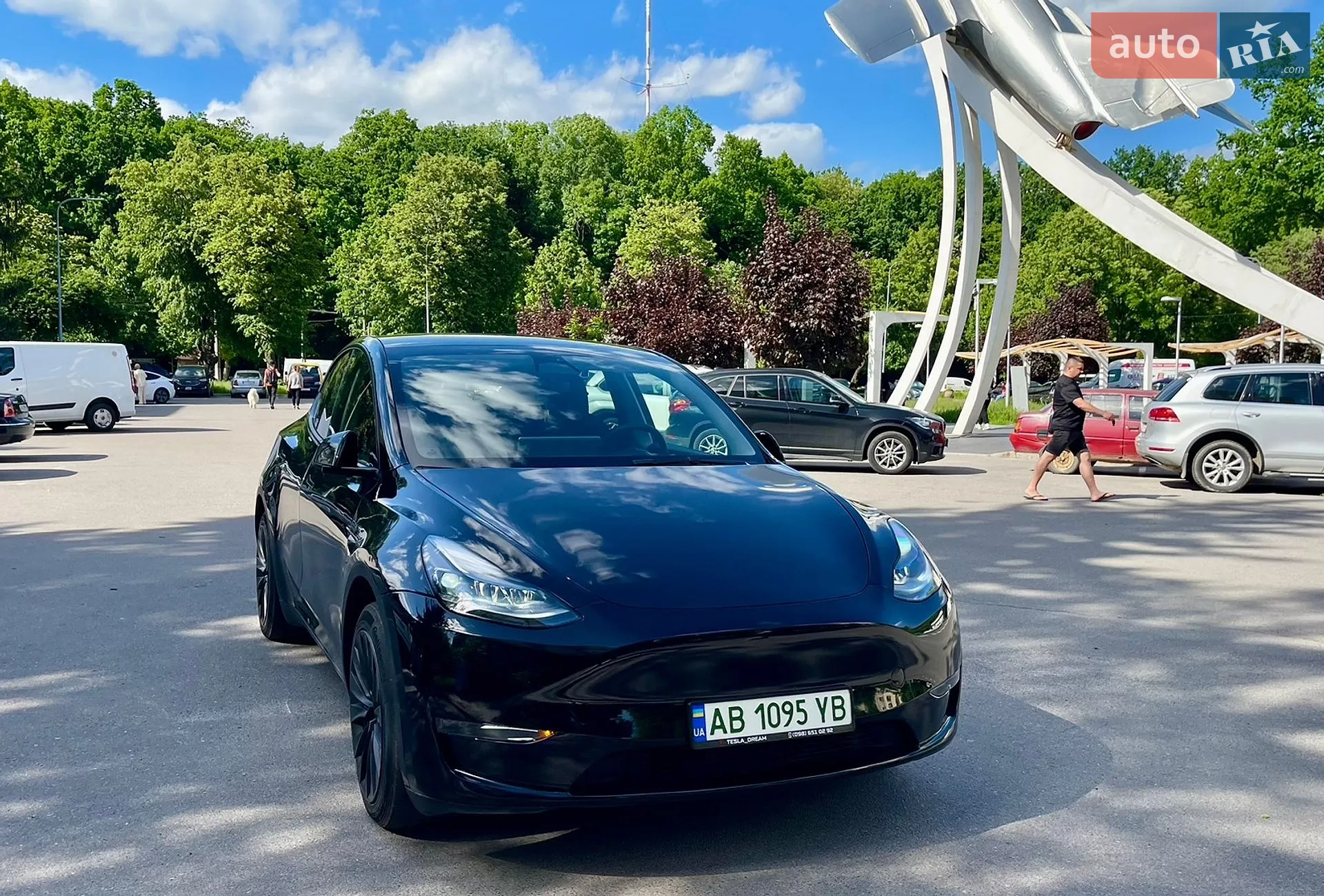 2023 Tesla Model Y - мініатюра 3