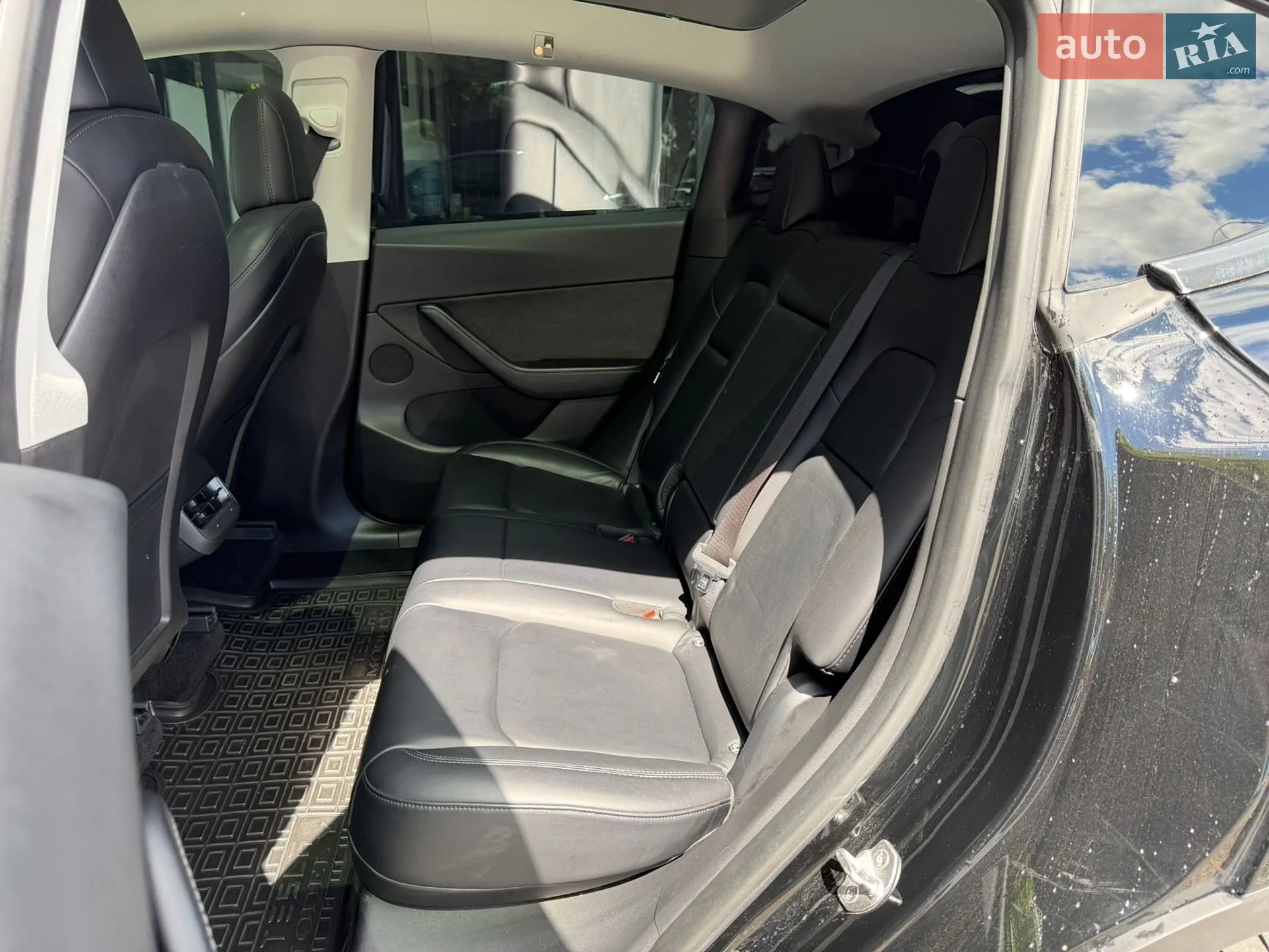 2021 Tesla Model Y - мініатюра 20