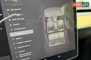 Внедорожник / Кроссовер Tesla Model Y 2021 в Киеве