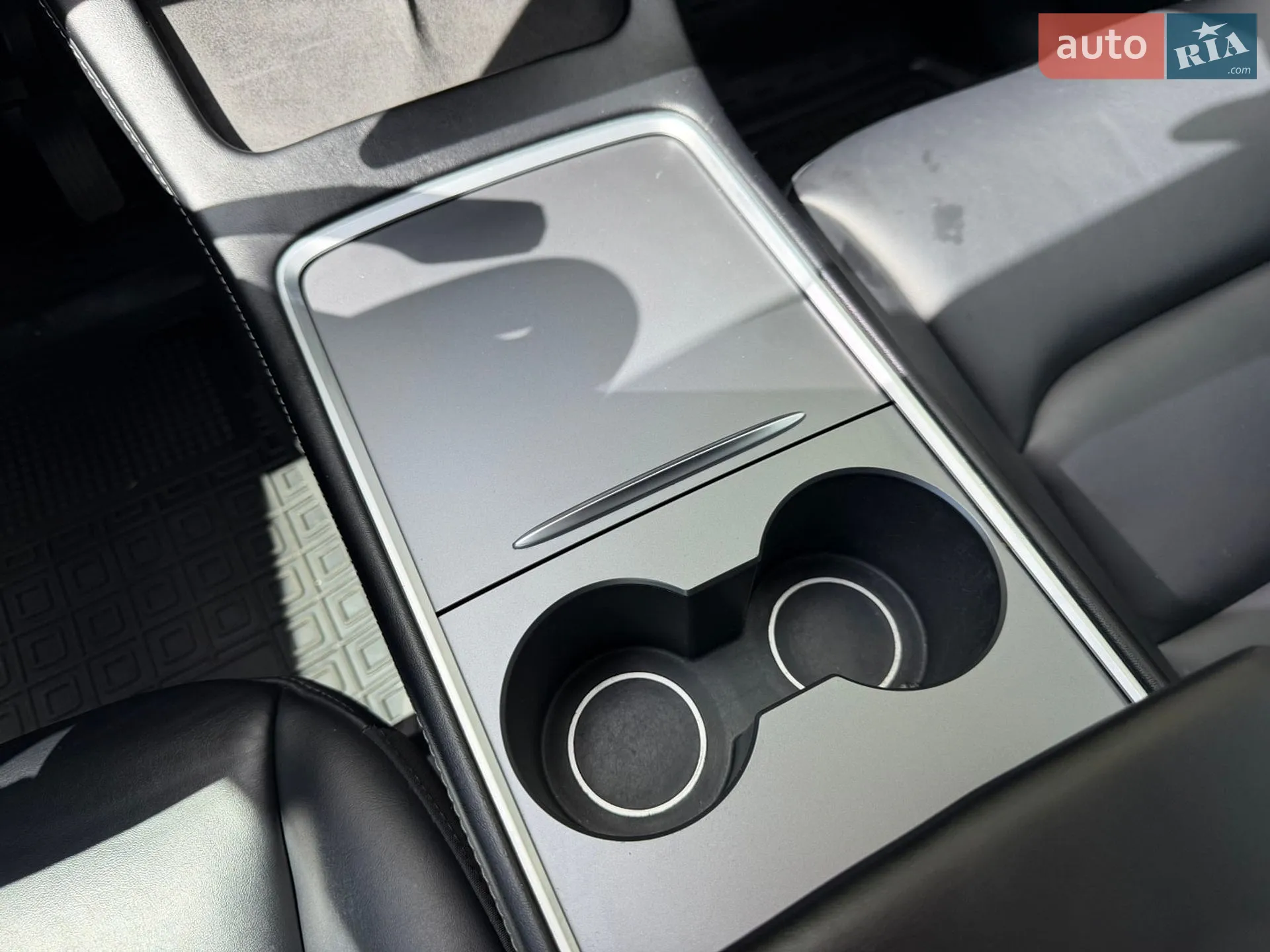 2021 Tesla Model Y - мініатюра 34