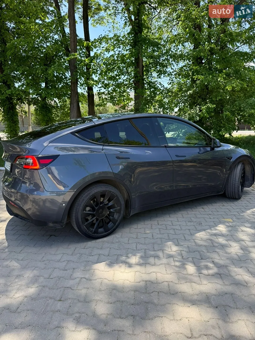 2020 Tesla Model Y - мініатюра 8