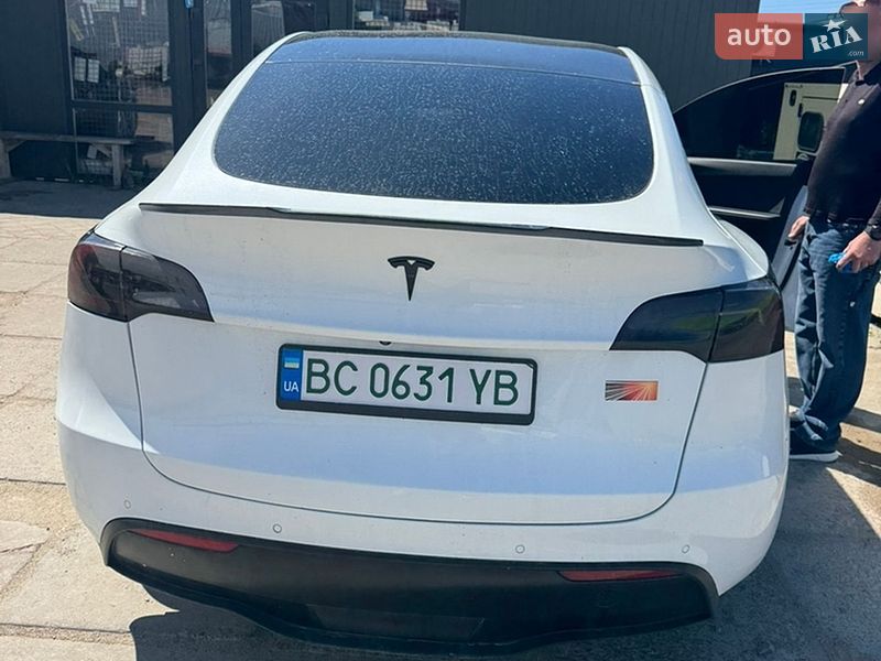 Внедорожник / Кроссовер Tesla Model Y 2021 в Львове