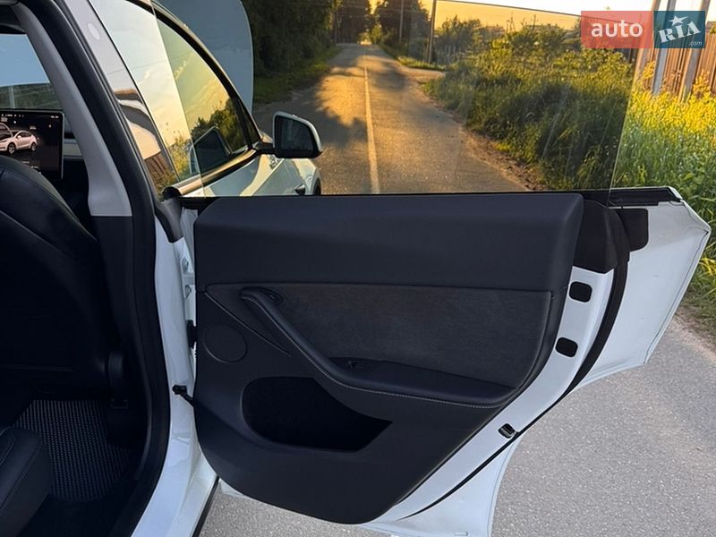 Внедорожник / Кроссовер Tesla Model Y 2023 в Виннице фото 34 Внедорожник / Кроссовер Tesla Model Y 2023 в Виннице