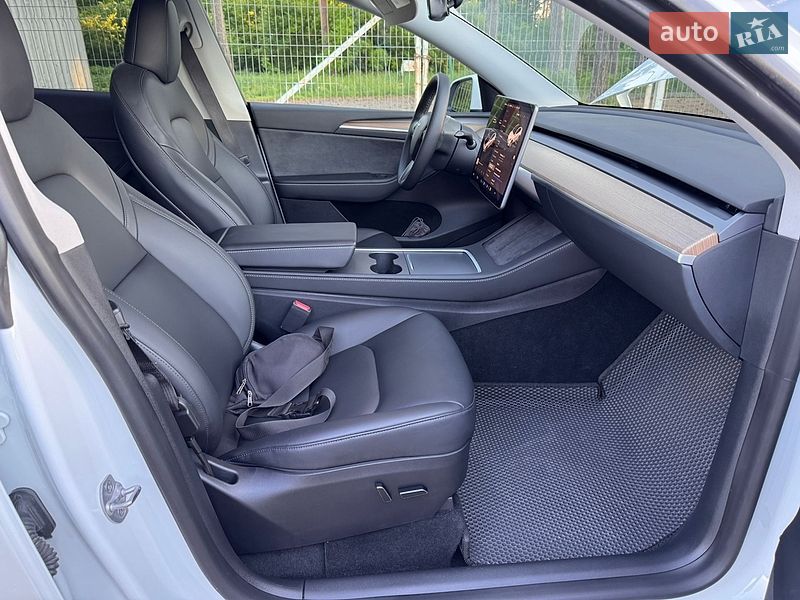 Внедорожник / Кроссовер Tesla Model Y 2023 в Виннице фото 44 Внедорожник / Кроссовер Tesla Model Y 2023 в Виннице