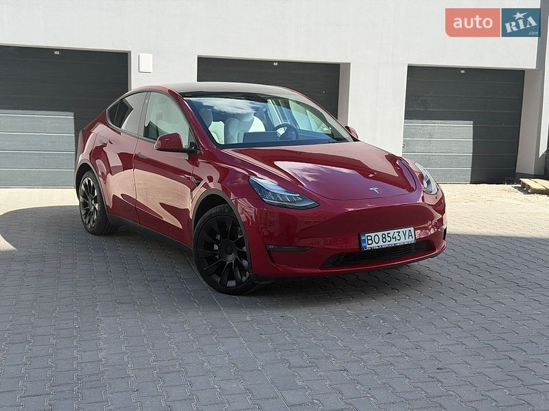 Tesla Model Y 2021