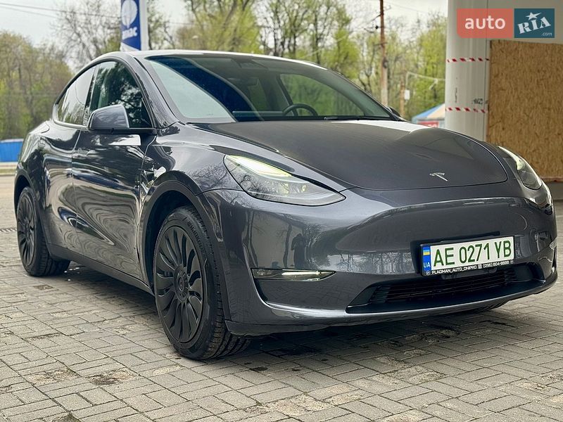 Позашляховик / Кросовер Tesla Model Y 2023 в Дніпрі
