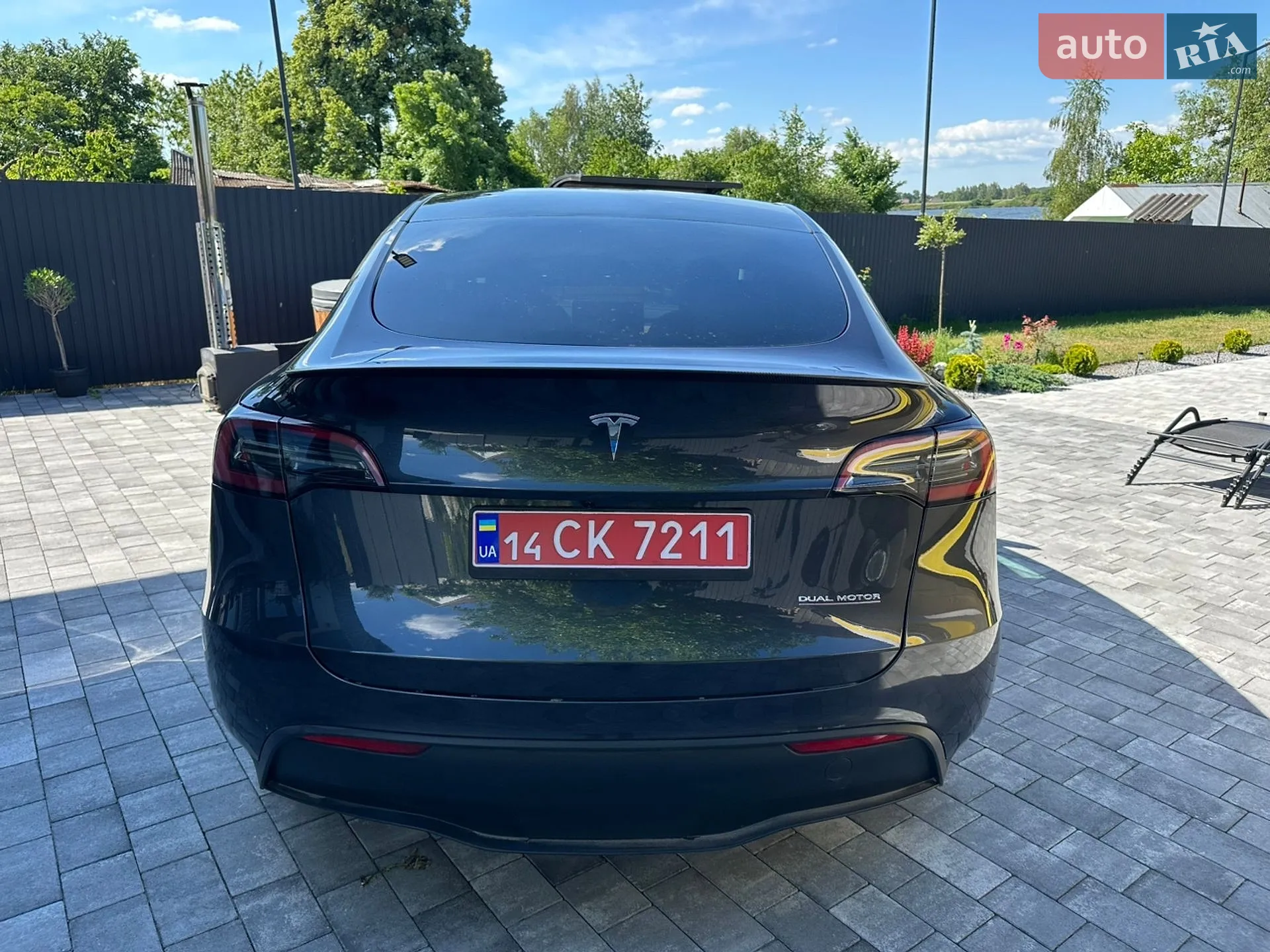 2024 Tesla Model Y - мініатюра 10