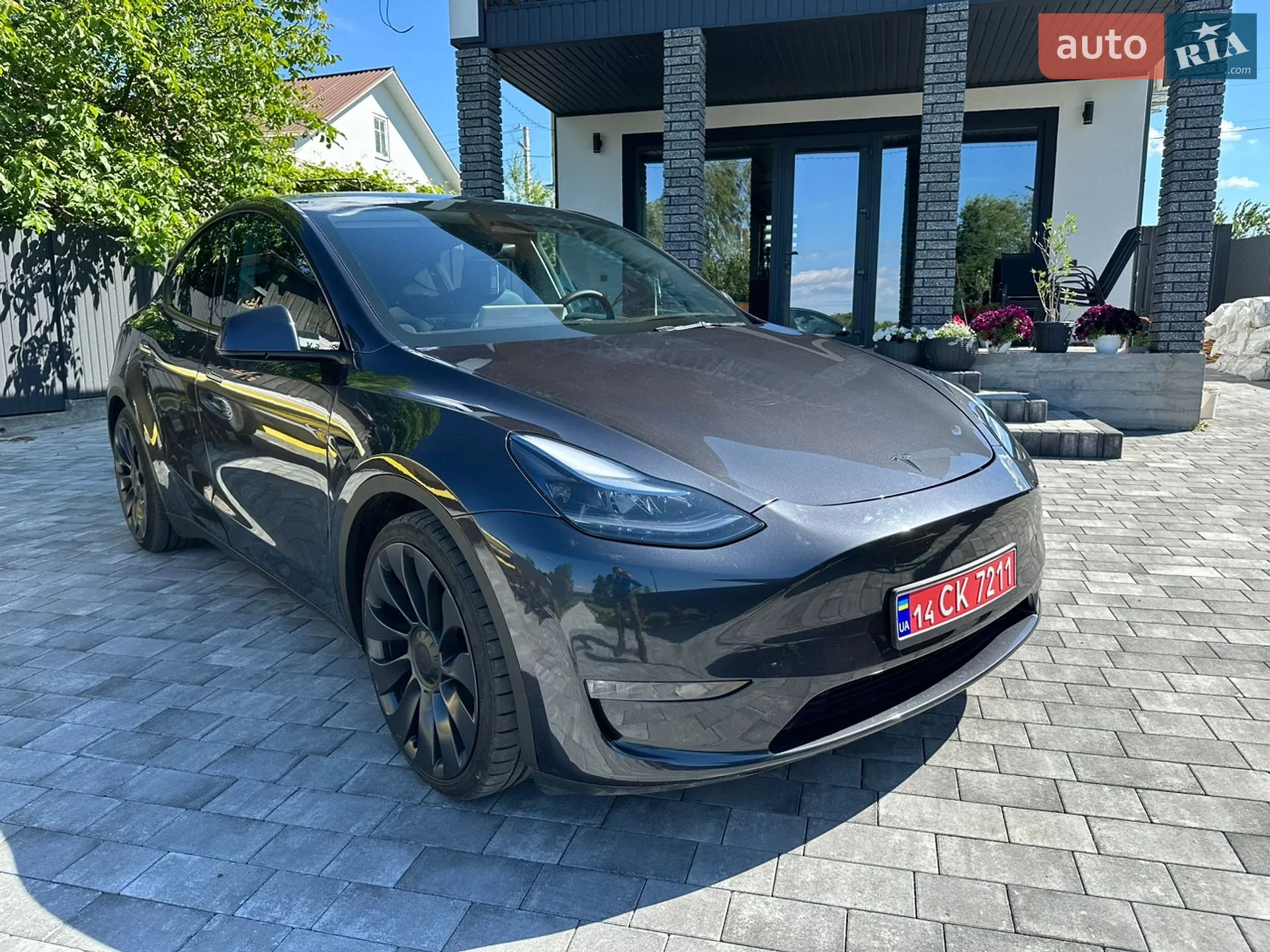 2024 Tesla Model Y - мініатюра 15