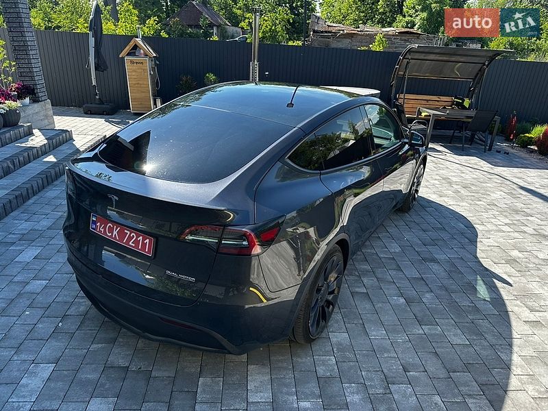 Позашляховик / Кросовер Tesla Model Y 2024 в Кам'янці-Бузькій