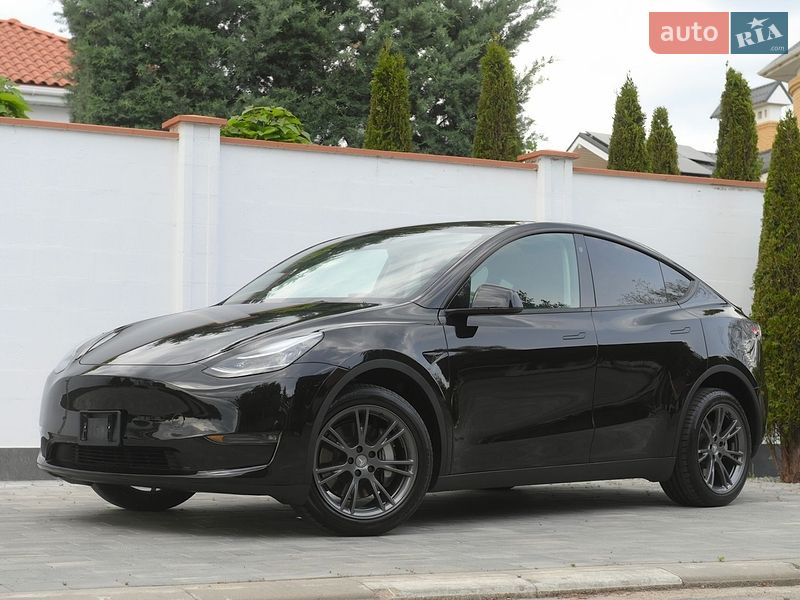 Внедорожник / Кроссовер Tesla Model Y 2023 в Одессе