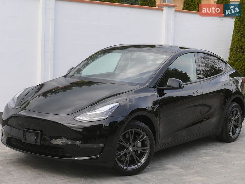 Внедорожник / Кроссовер Tesla Model Y 2023 в Одессе