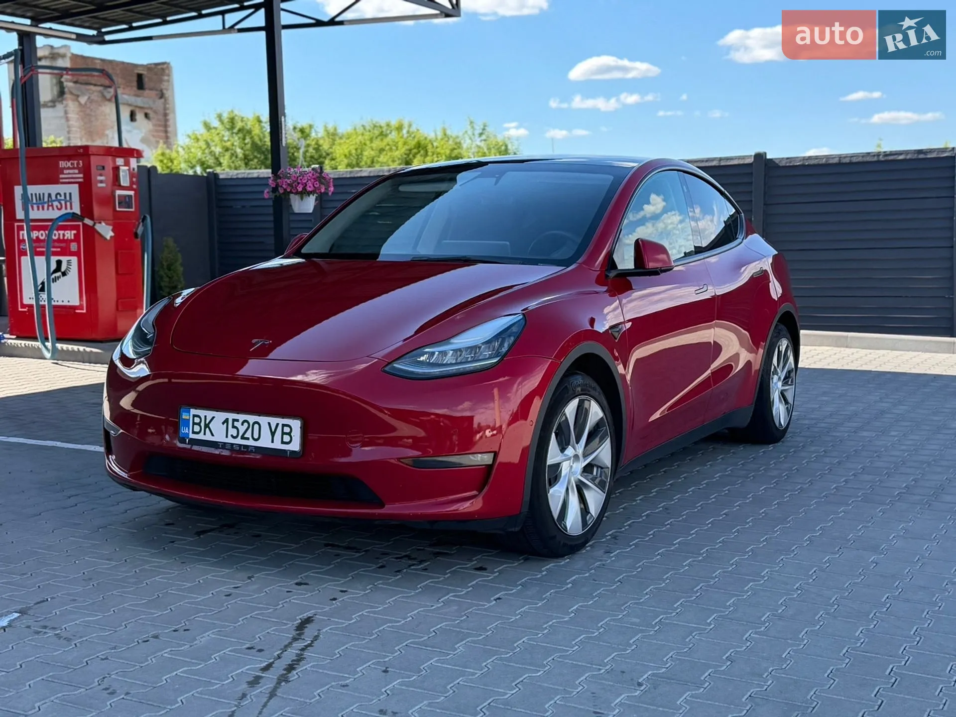 2022 Tesla Model Y - мініатюра 3