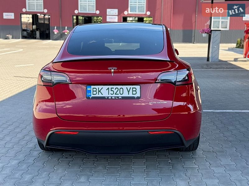 Позашляховик / Кросовер Tesla Model Y 2022 в Дубні
