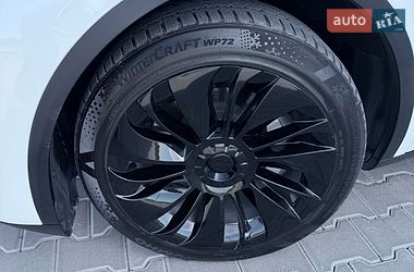 Позашляховик / Кросовер Tesla Model Y 2023 в Тернополі
