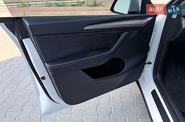 Позашляховик / Кросовер Tesla Model Y 2023 в Тернополі