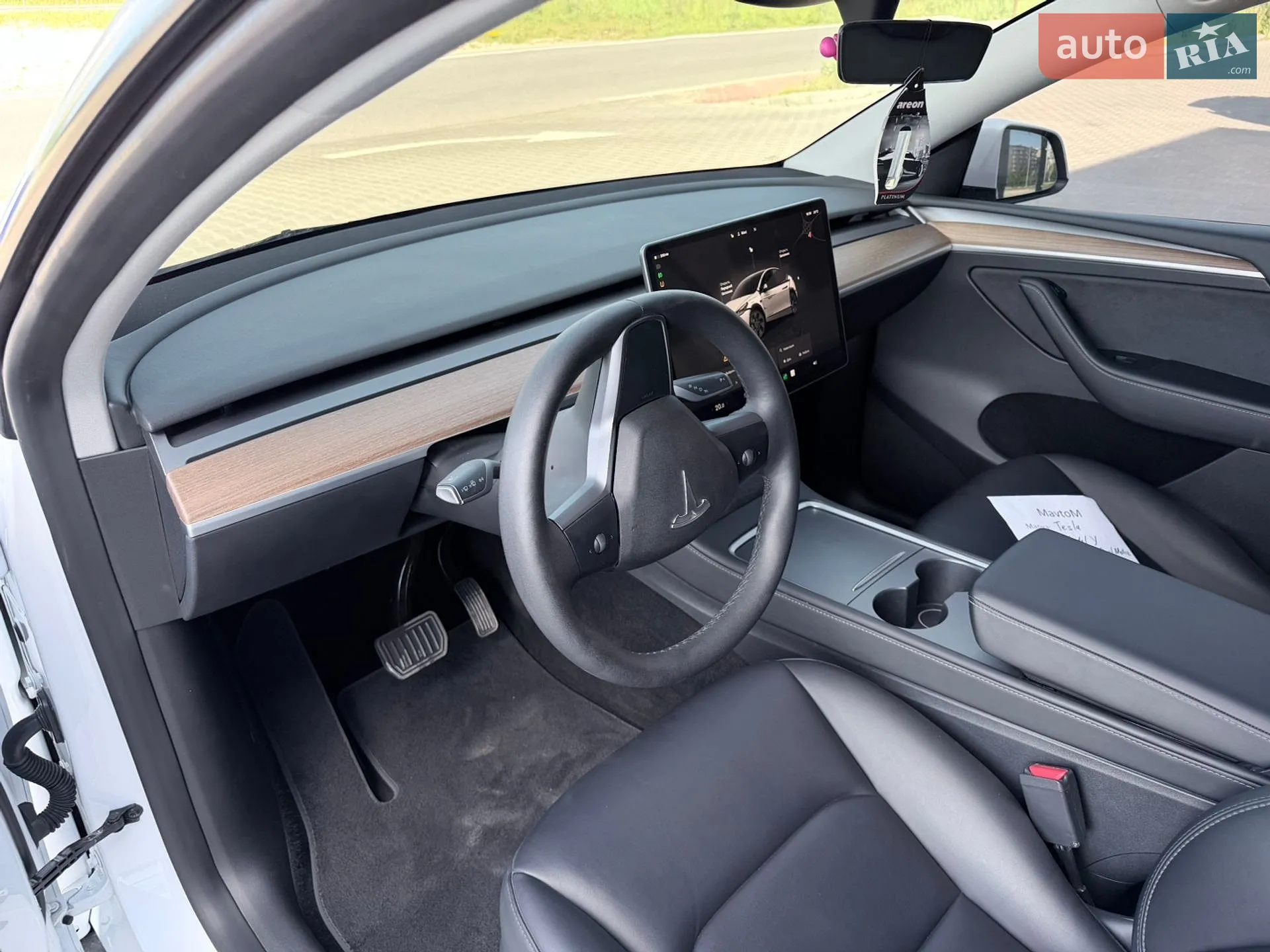 2023 Tesla Model Y - мініатюра 25