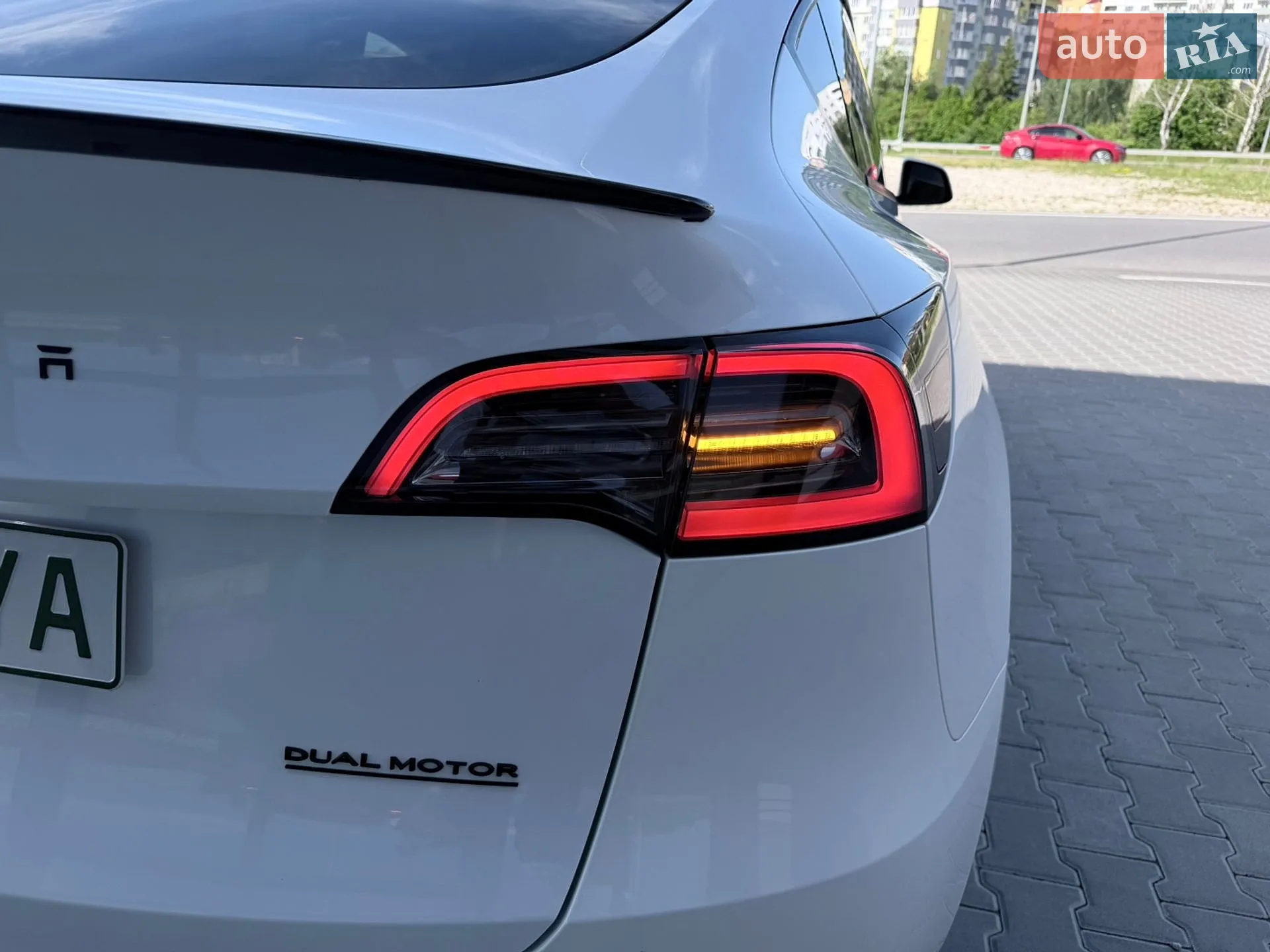 2023 Tesla Model Y - мініатюра 32