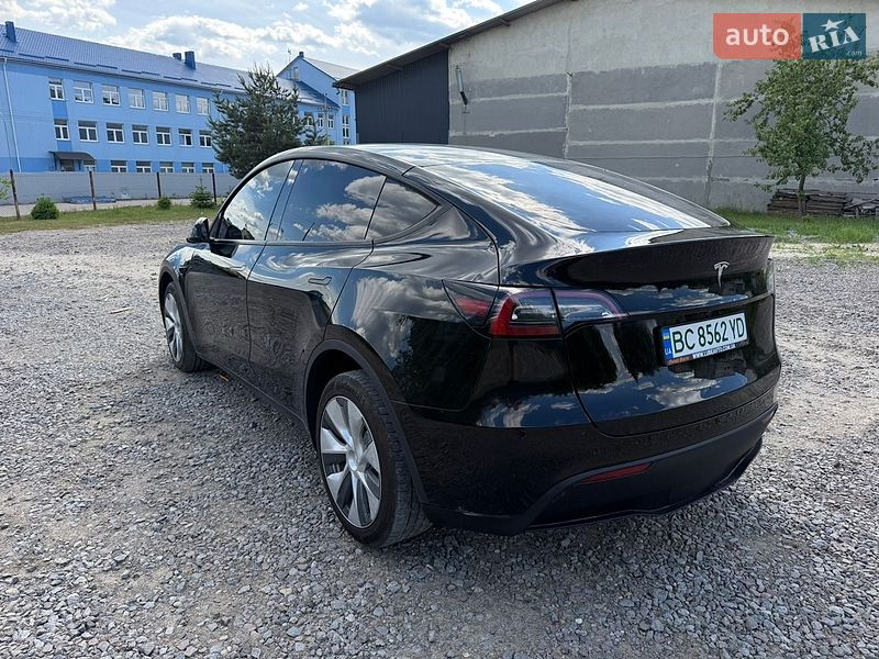 Позашляховик / Кросовер Tesla Model Y 2024 в Львові