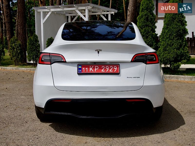 Позашляховик / Кросовер Tesla Model Y 2023 в Львові фото 27 Позашляховик / Кросовер Tesla Model Y 2023 в Львові