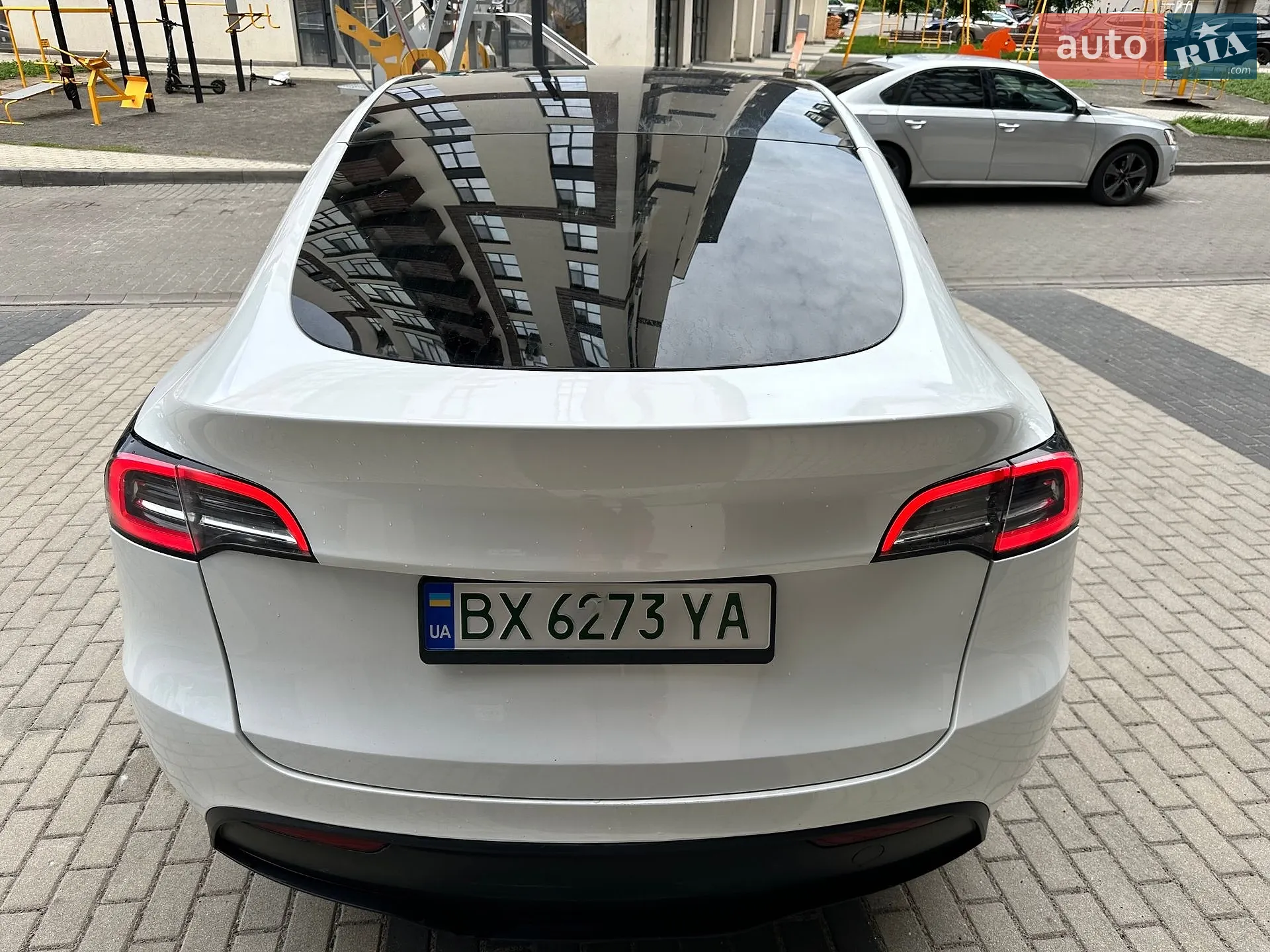 2023 Tesla Model Y - мініатюра 5
