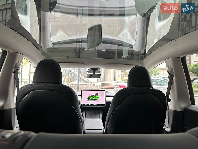 Внедорожник / Кроссовер Tesla Model Y 2023 в Хмельницком