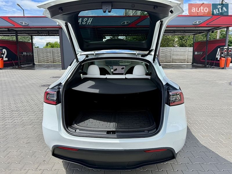 Позашляховик / Кросовер Tesla Model Y 2022 в Білій Церкві
